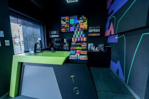 True Gamers 2 Mars — accueil et bar