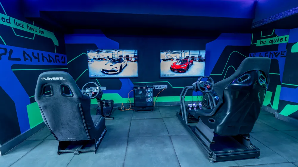 Zone Racing True Gamers — simulateurs de course avec cockpits
